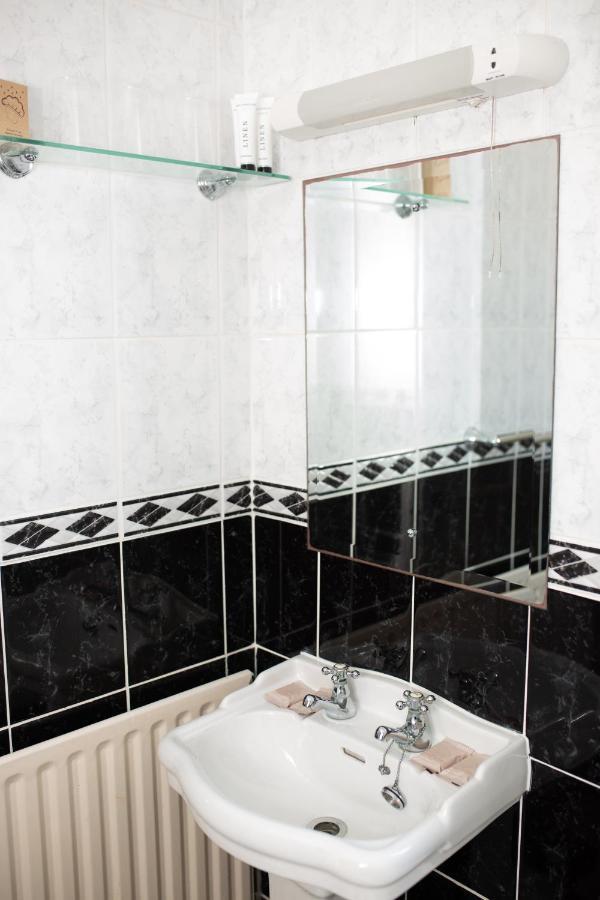 אניסקרון Ceol Na Mara Guest House מראה חיצוני תמונה